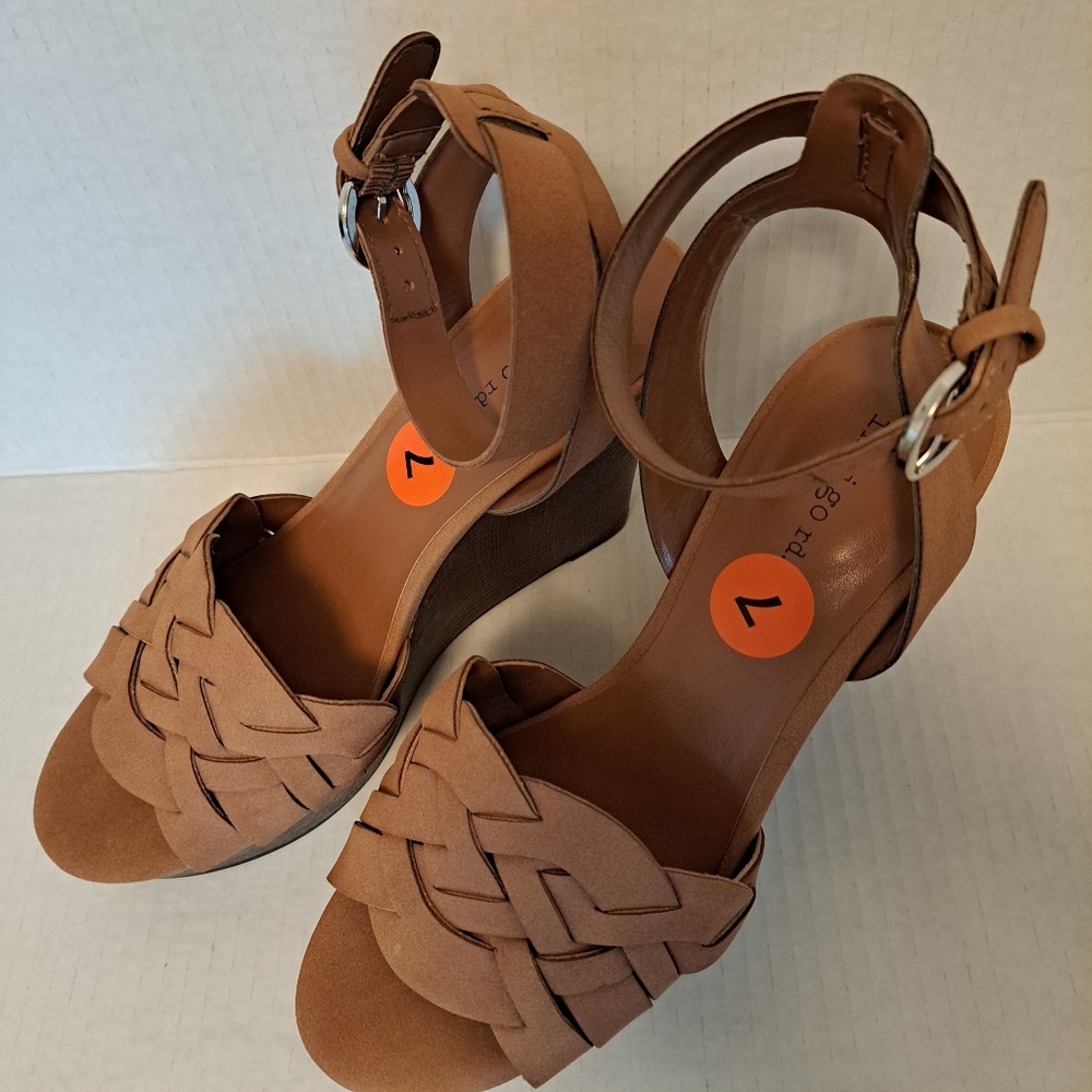 Indigo Rd tan heels